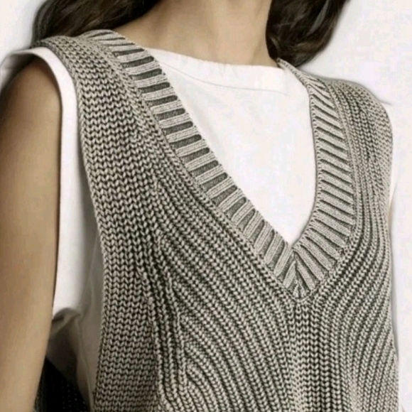 PILCRO Boxy Tee & Sweater Vest Twofer Set Tan Anthropologie Women's Size Small - Picture 2 of 14